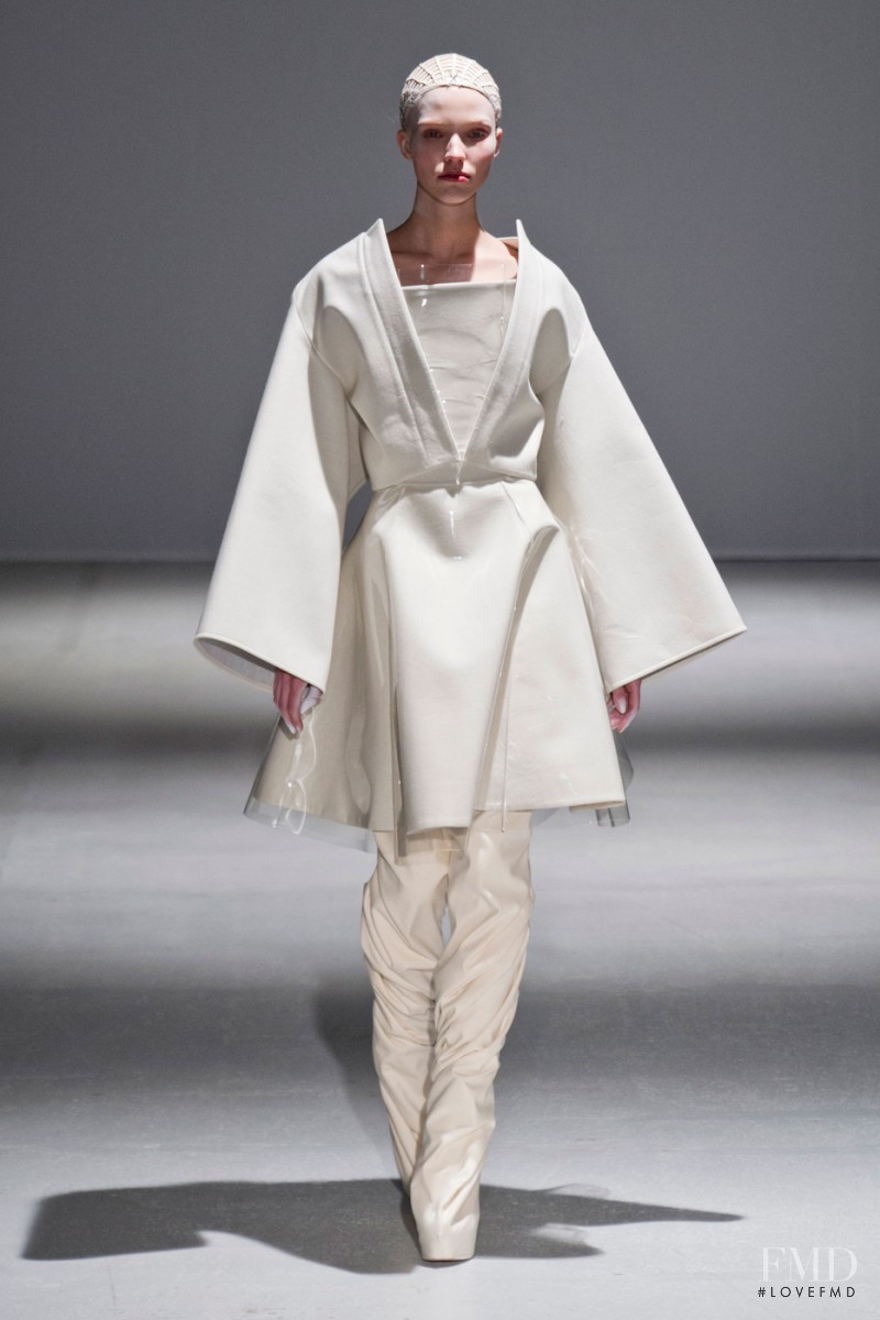 Sasha Luss featured in  the Gareth Pugh fashion show for Autumn/Winter 2014
