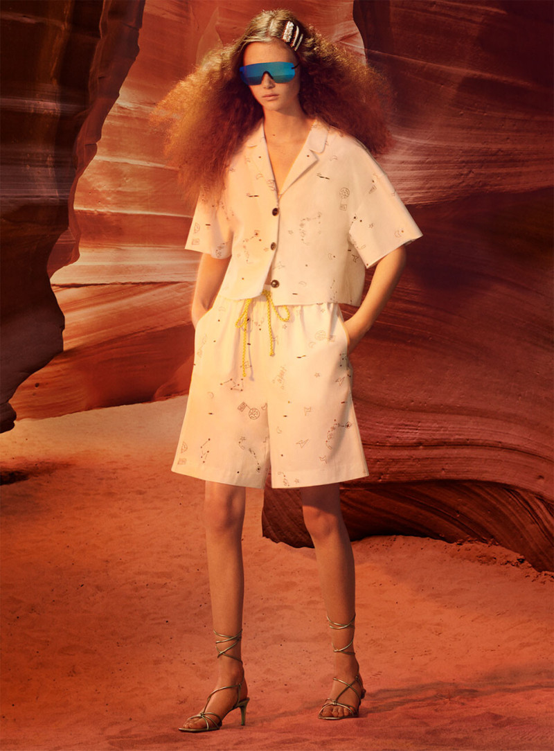 Sara Grace Wallerstedt featured in  the Zara advertisement for Summer 2019
