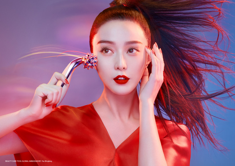 Fan Bing Bing featured in  the ReFa Beauty Care advertisement for Autumn/Winter 2018