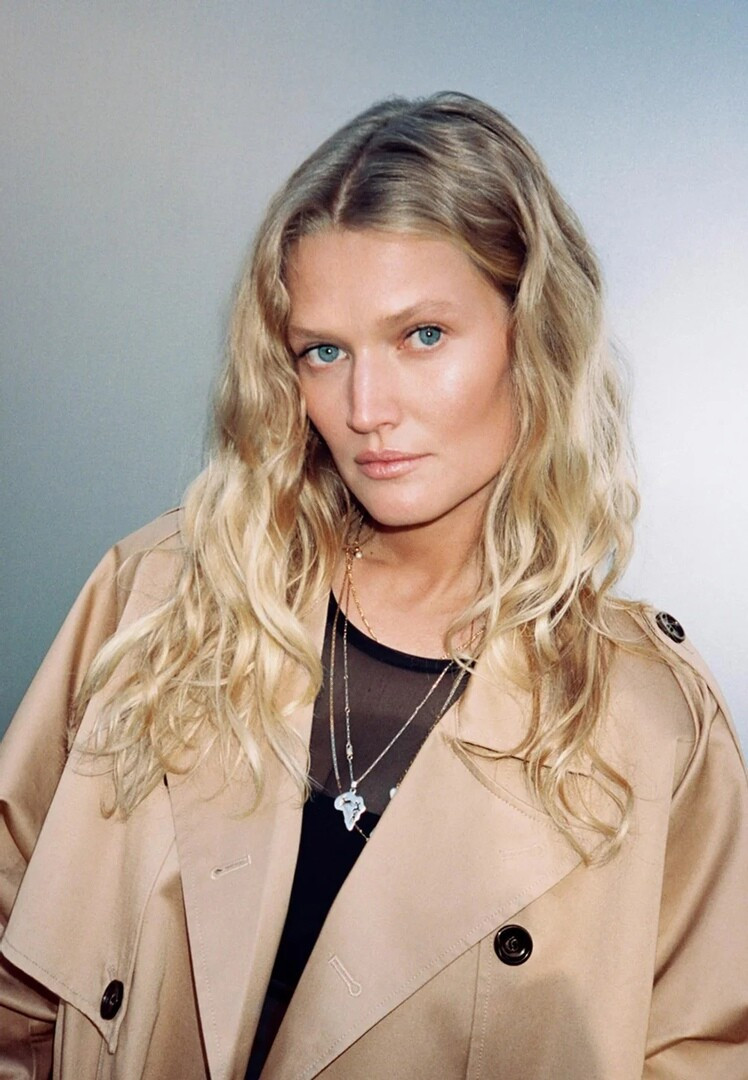 Toni Garrn featured in  the Zalando lookbook for Winter 2021