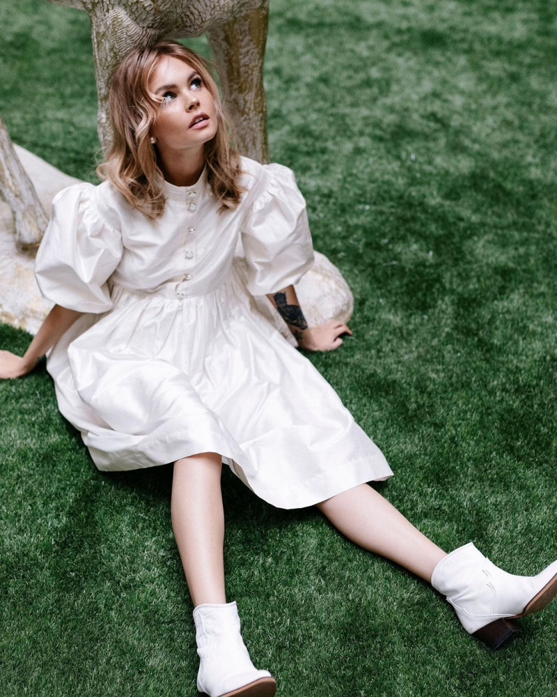 Anastasiya Scheglova featured in  the Vesssna Maria lookbook for Spring/Summer 2020