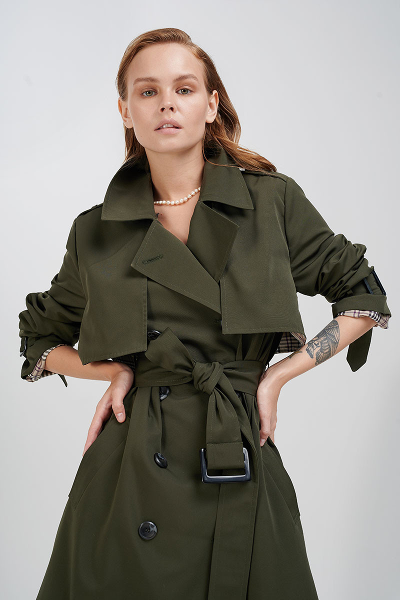 Anastasiya Scheglova featured in  the Marinari catalogue for Autumn/Winter 2019