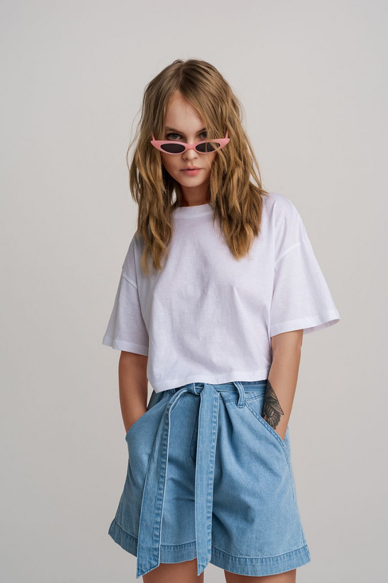 Anastasiya Scheglova featured in  the Befree catalogue for Spring/Summer 2019