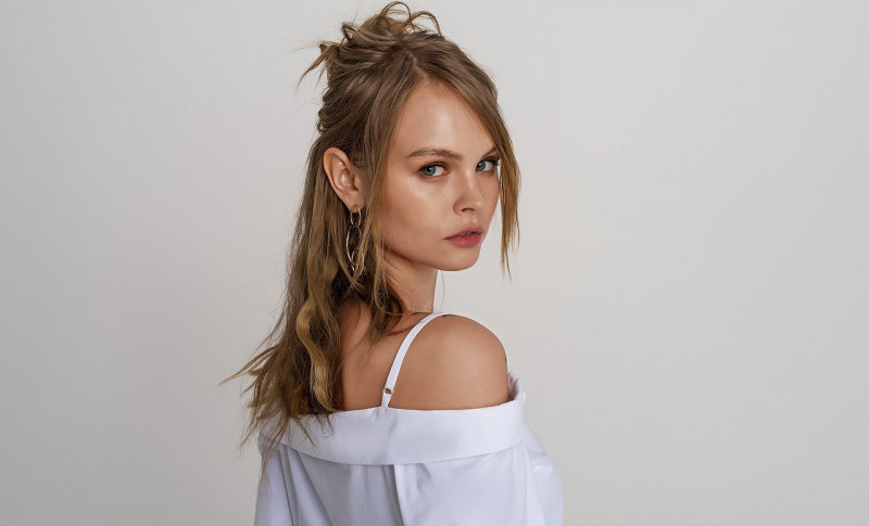 Anastasiya Scheglova featured in  the Befree catalogue for Spring/Summer 2019