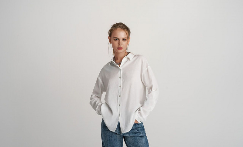 Anastasiya Scheglova featured in  the Befree catalogue for Spring/Summer 2019