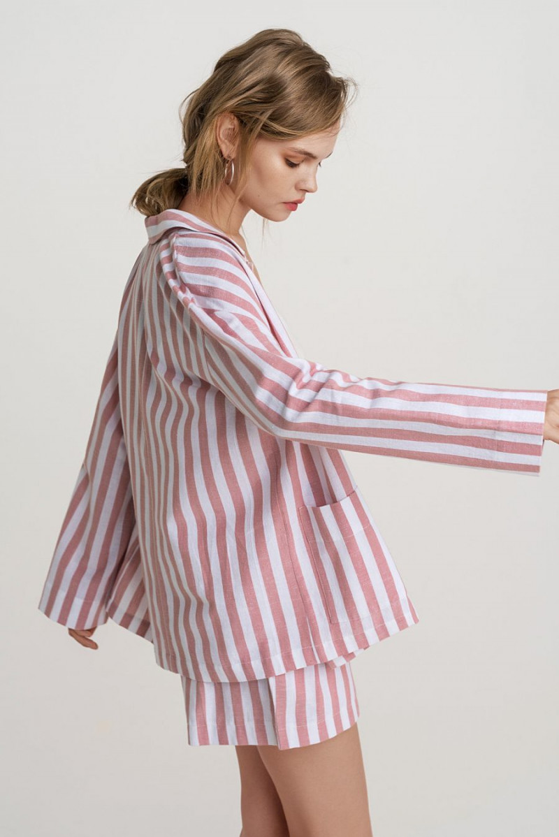 Anastasiya Scheglova featured in  the Befree catalogue for Spring/Summer 2019