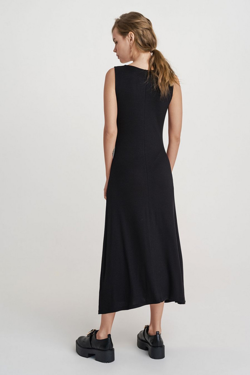Anastasiya Scheglova featured in  the Befree catalogue for Spring/Summer 2019