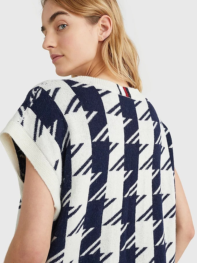 Maartje Verhoef featured in  the Tommy Hilfiger catalogue for Spring/Summer 2022