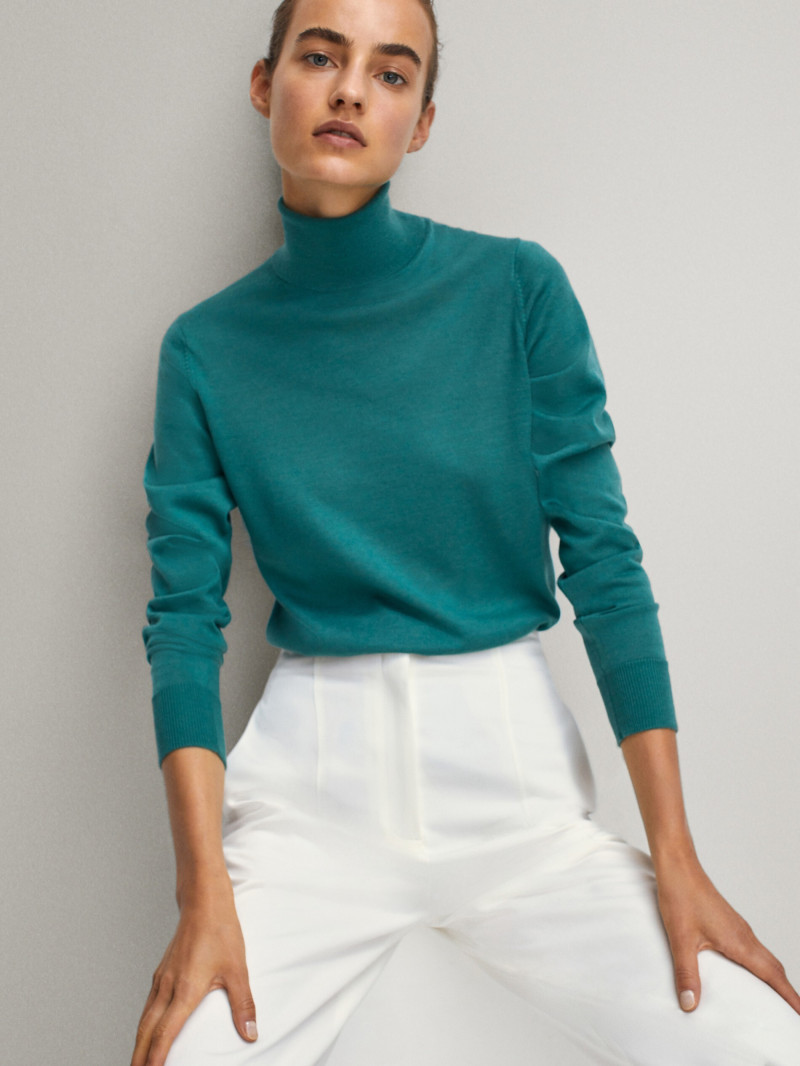Maartje Verhoef featured in  the Massimo Dutti catalogue for Pre-Fall 2020