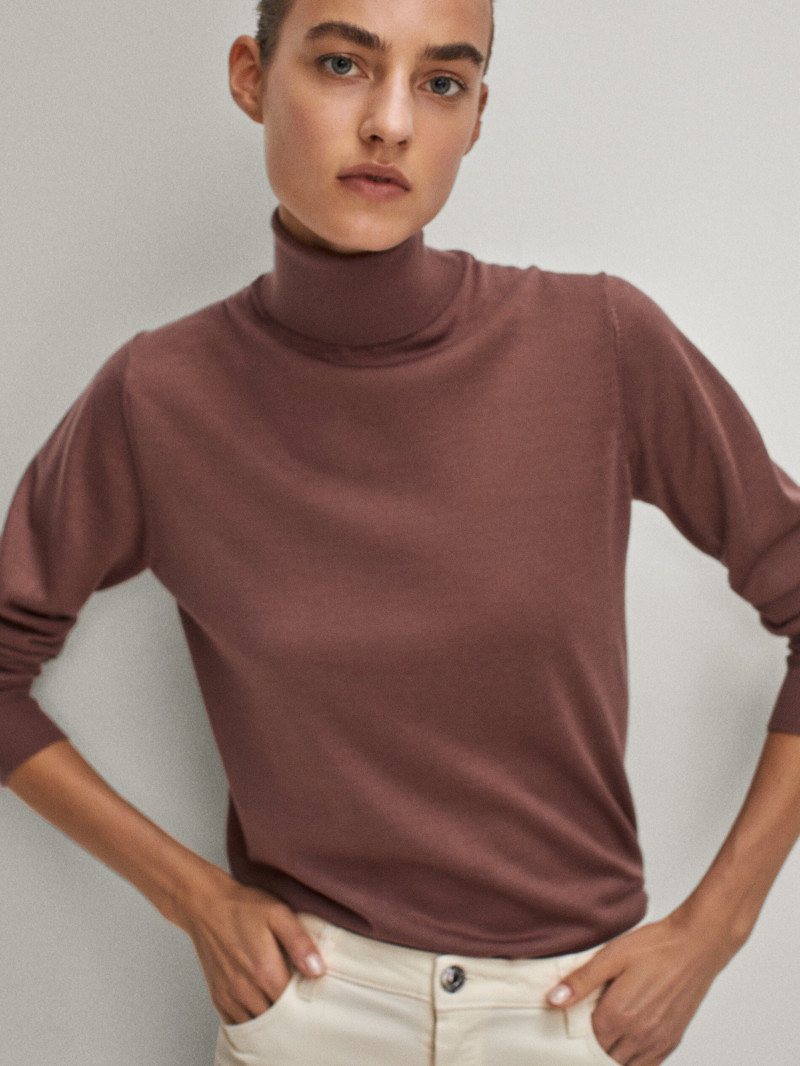 Maartje Verhoef featured in  the Massimo Dutti catalogue for Pre-Fall 2020