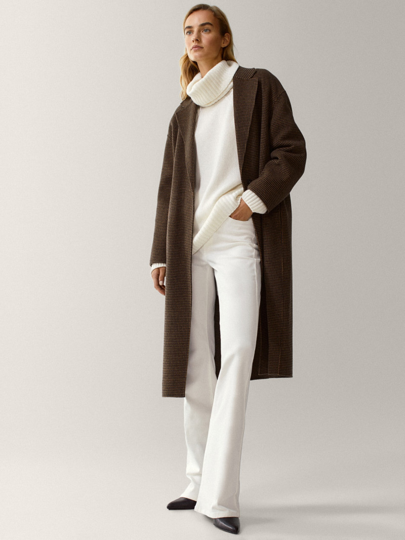 Maartje Verhoef featured in  the Massimo Dutti catalogue for Fall 2020