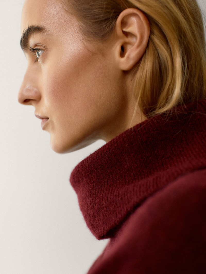 Maartje Verhoef featured in  the Massimo Dutti catalogue for Fall 2020