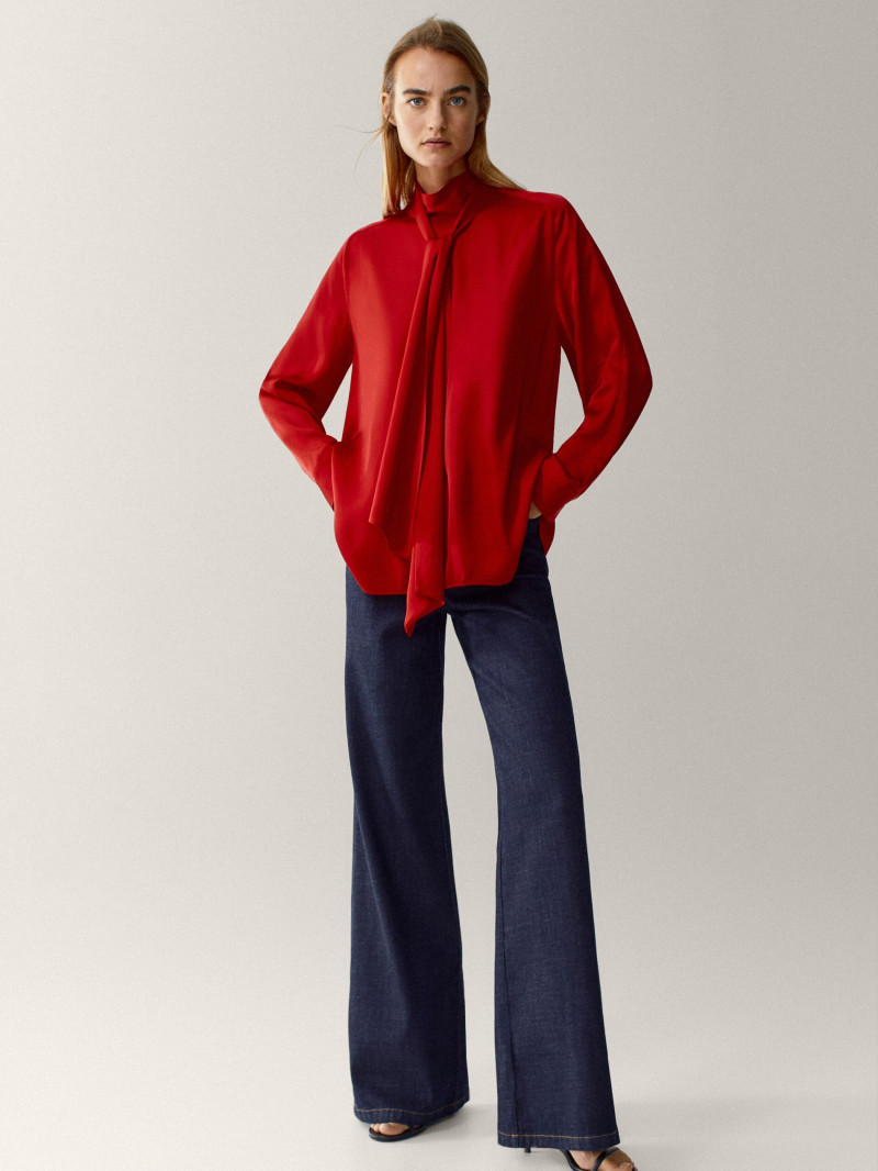 Maartje Verhoef featured in  the Massimo Dutti catalogue for Fall 2020