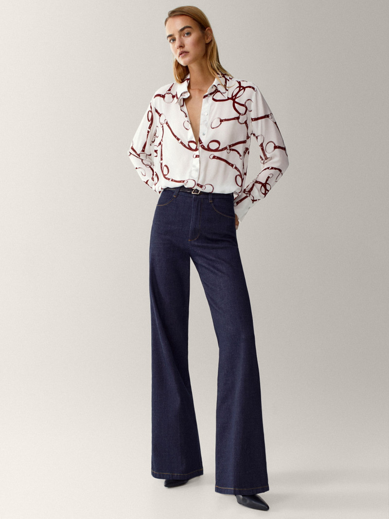 Maartje Verhoef featured in  the Massimo Dutti catalogue for Fall 2020