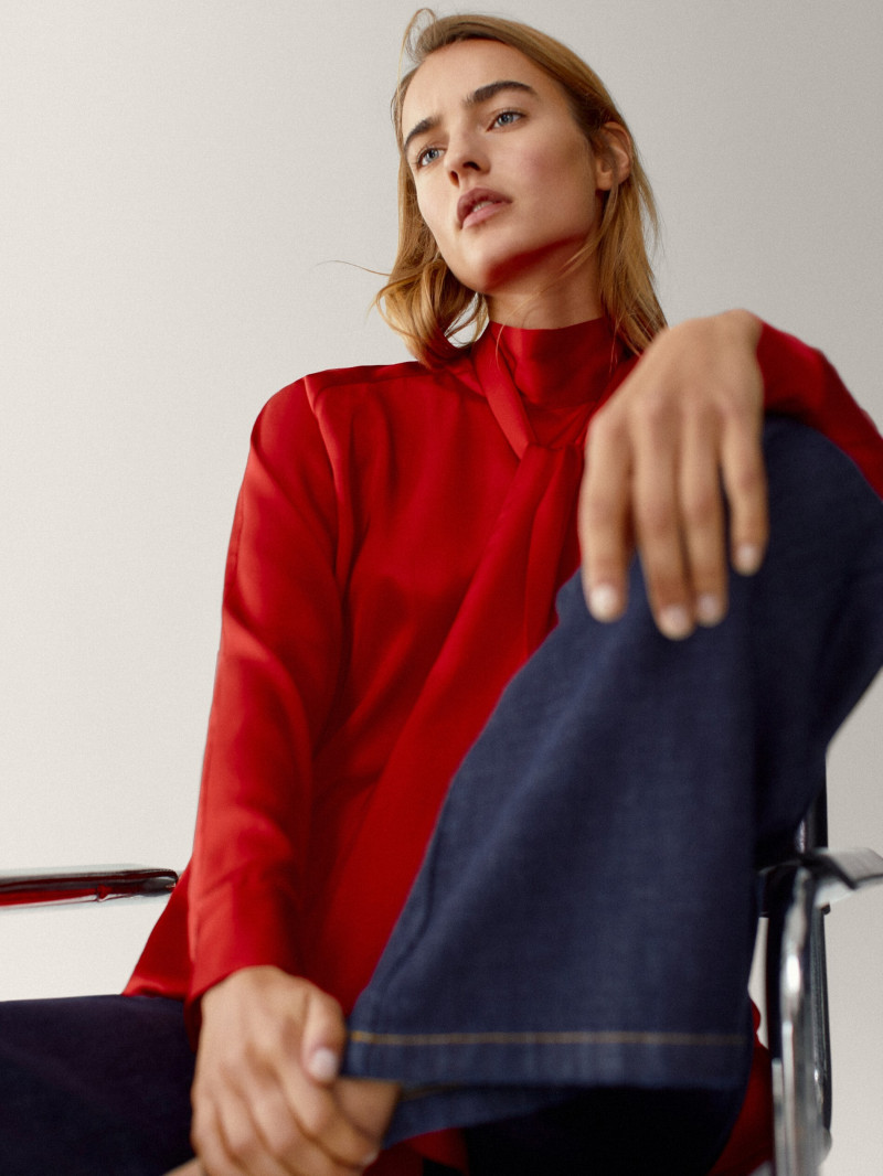 Maartje Verhoef featured in  the Massimo Dutti catalogue for Fall 2020