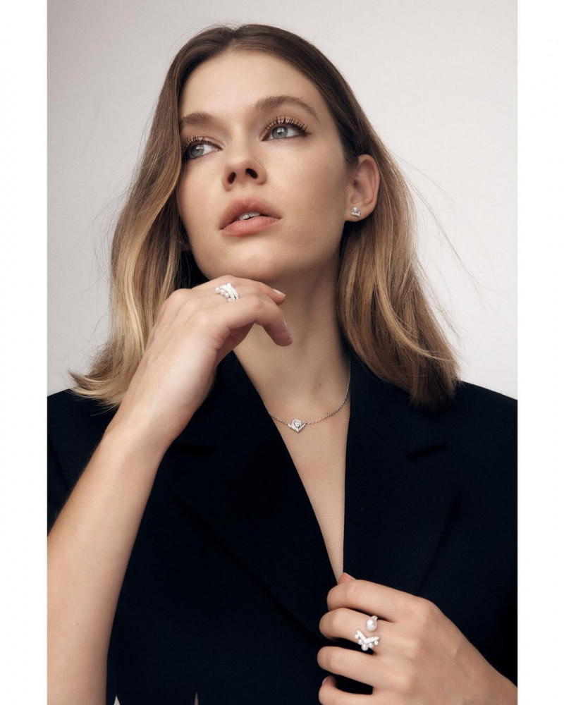 Victoria Lee featured in  the Chaumet Social Media advertisement for Spring/Summer 2022