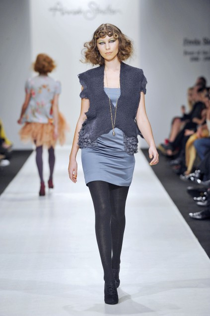 Annah Stretton fashion show for Spring/Summer 2010