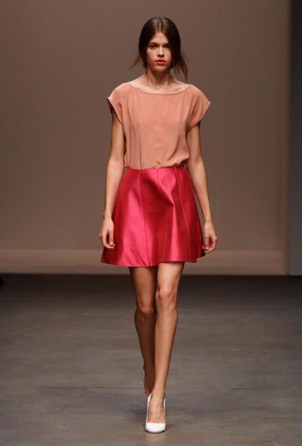 Victoria Lee featured in  the Yeojin Bae fashion show for Spring/Summer 2011