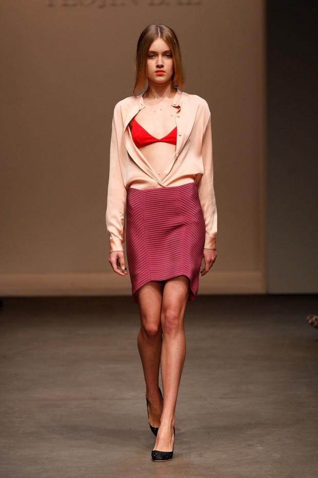 Yeojin Bae fashion show for Spring/Summer 2011