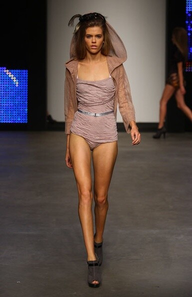 Victoria Lee featured in  the Annah Stretton fashion show for Spring/Summer 2009