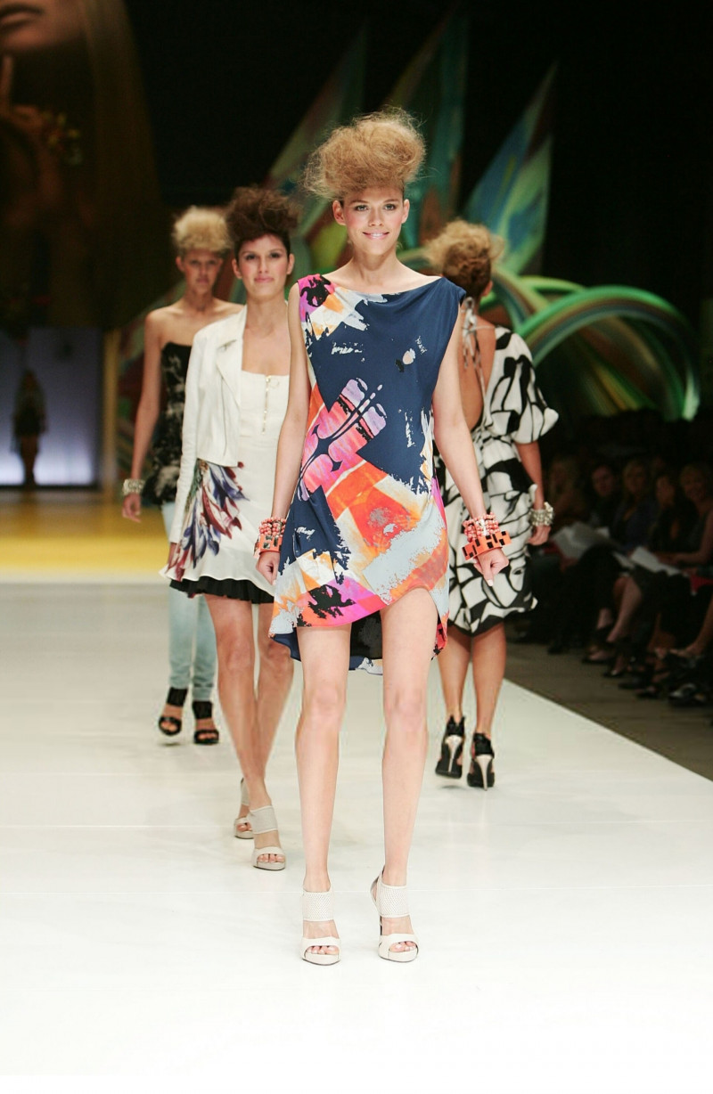 Victoria Lee featured in  the Myer fashion show for Spring/Summer 2009