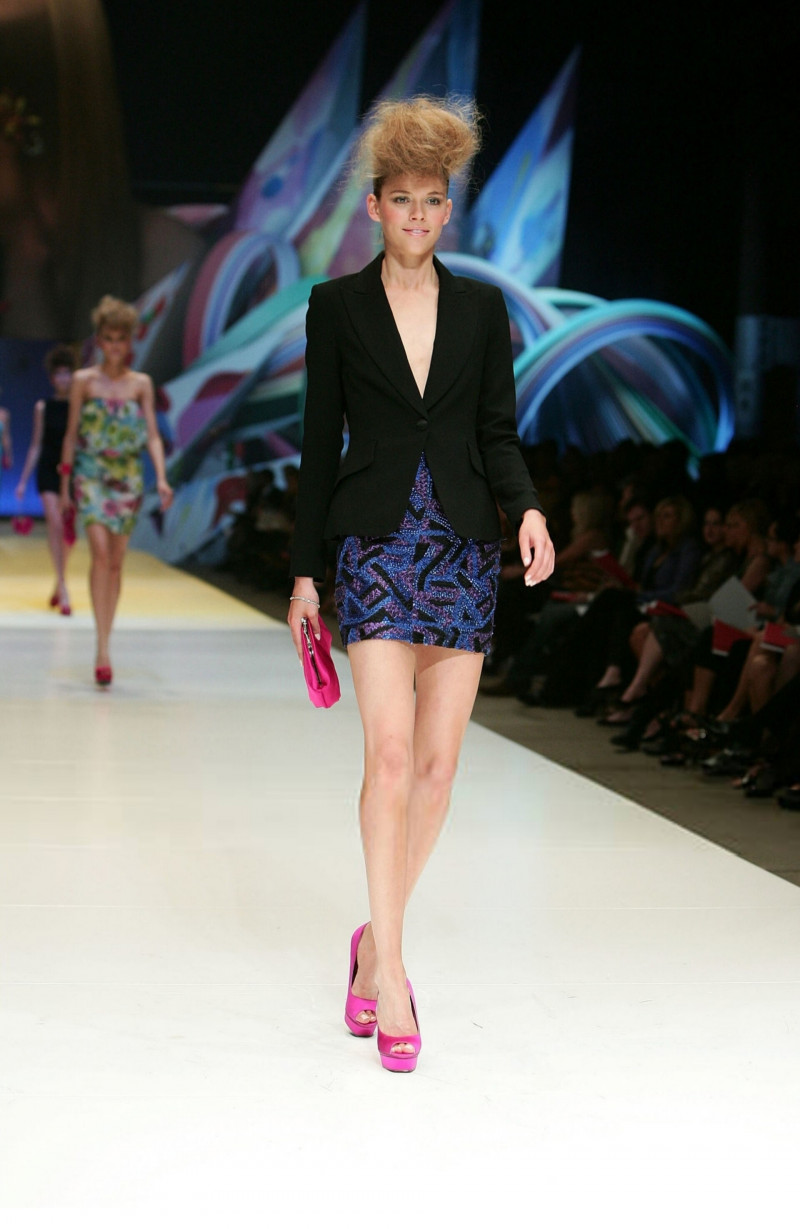 Victoria Lee featured in  the Myer fashion show for Spring/Summer 2009