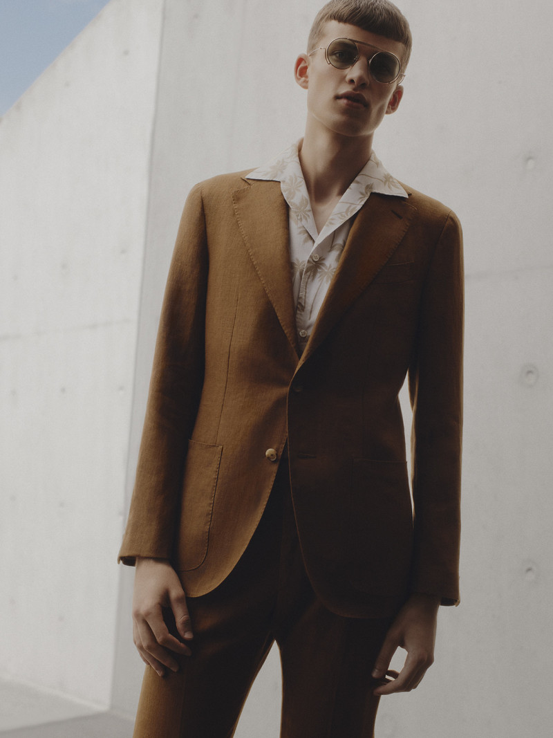 Harrolds advertisement for Spring/Summer 2020