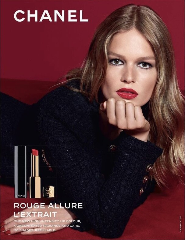 Anna Ewers featured in  the Chanel Beauty advertisement for Spring/Summer 2022