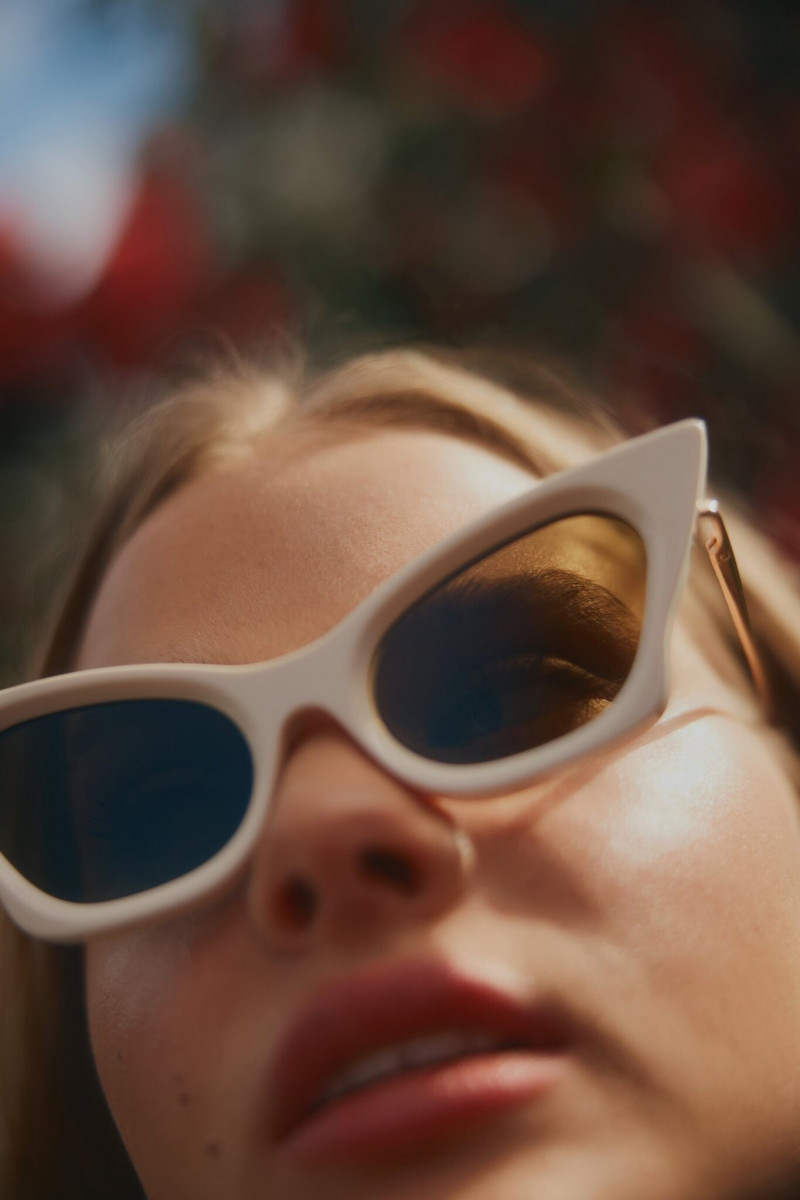 Zoe Blume featured in  the Aje advertisement for Resort 2022