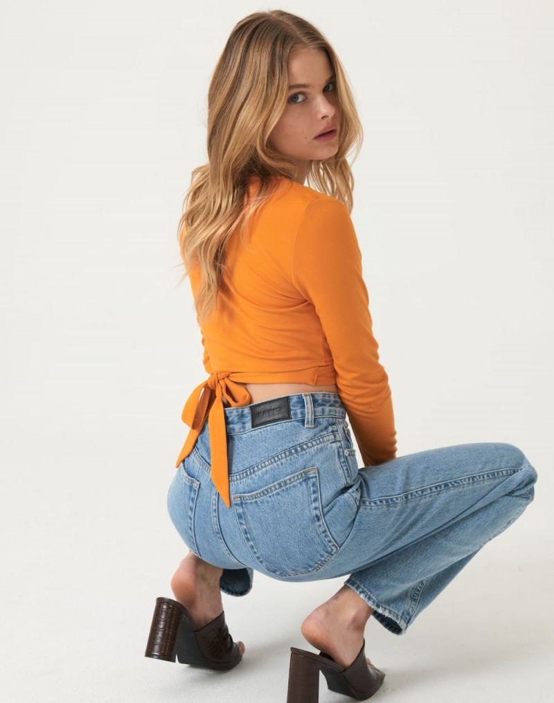 Zoe Blume featured in  the Glassons catalogue for Spring/Summer 2021