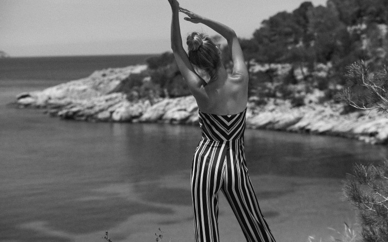 Lea Dina Mohr Seelenmeyer featured in  the Reiss Chase The Sun lookbook for Summer 2018