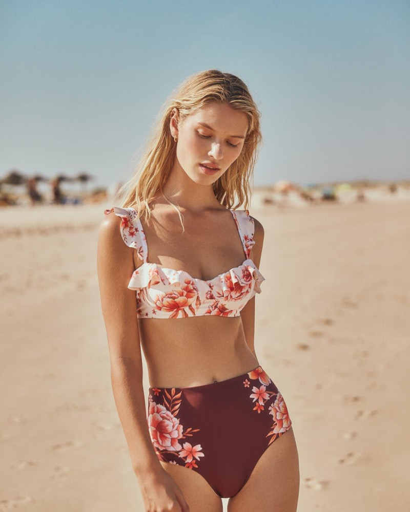 Lea Dina Mohr Seelenmeyer featured in  the Agua Bendita lookbook for Spring/Summer 2019