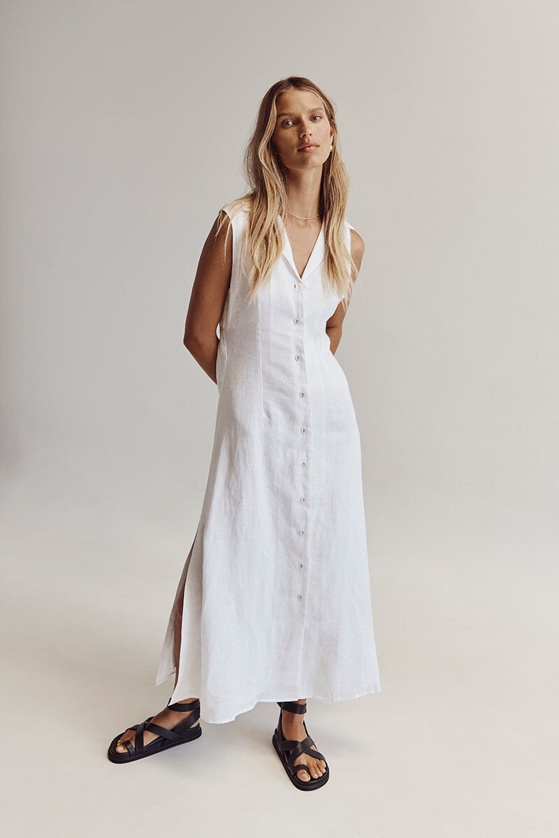 Lea Dina Mohr Seelenmeyer featured in  the Dissh catalogue for Spring/Summer 2023