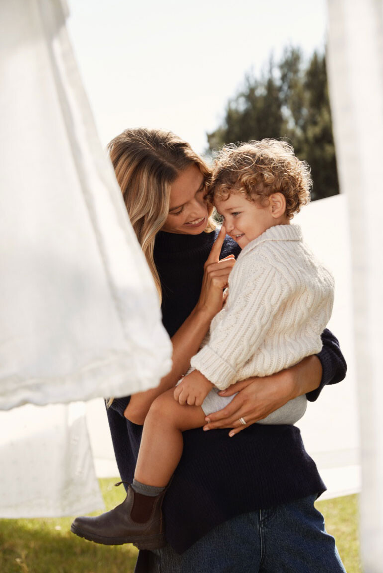 Lea Dina Mohr Seelenmeyer featured in  the Witchery Mums Work lookbook for Spring/Summer 2022