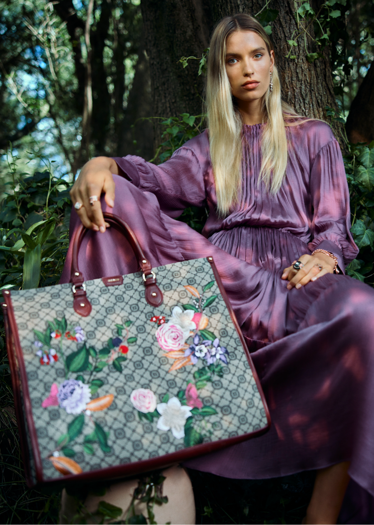 Lea Dina Mohr Seelenmeyer featured in  the Mimco advertisement for Winter 2022