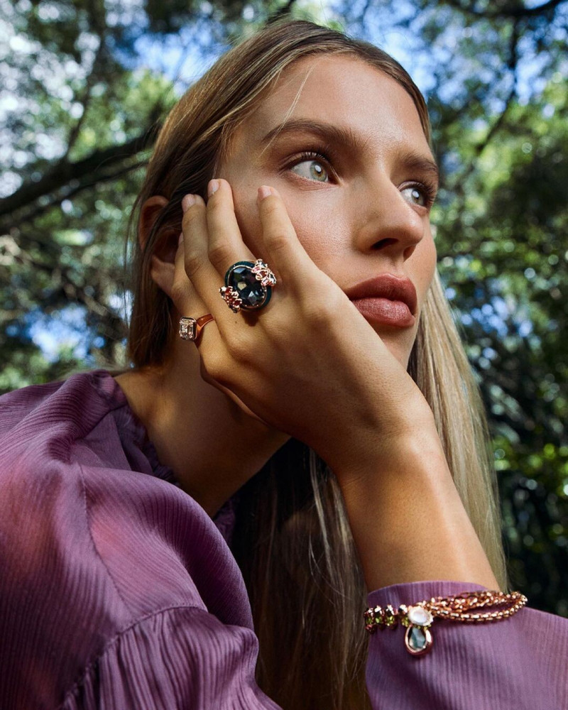 Lea Dina Mohr Seelenmeyer featured in  the Mimco advertisement for Winter 2022