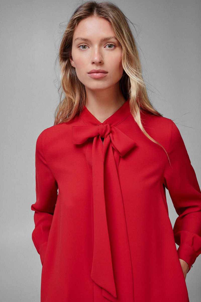 Lea Dina Mohr Seelenmeyer featured in  the Carolina Herrera catalogue for Pre-Fall 2021