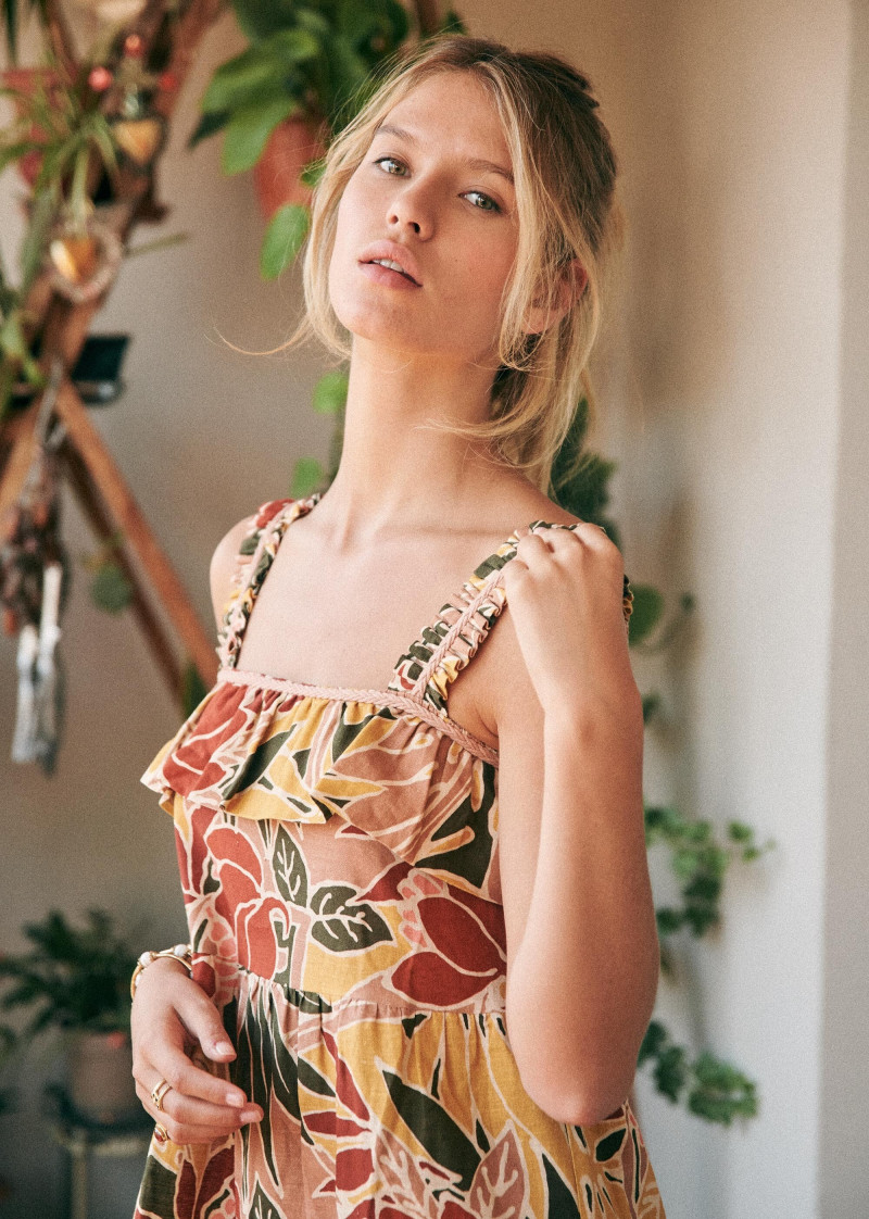 Lea Dina Mohr Seelenmeyer featured in  the Sézane Act 2 lookbook for Summer 2019