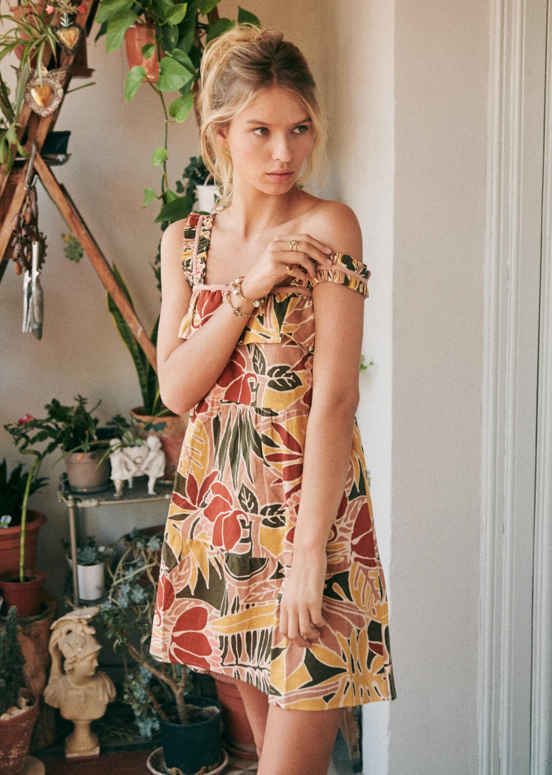 Lea Dina Mohr Seelenmeyer featured in  the Sézane Act 2 lookbook for Summer 2019