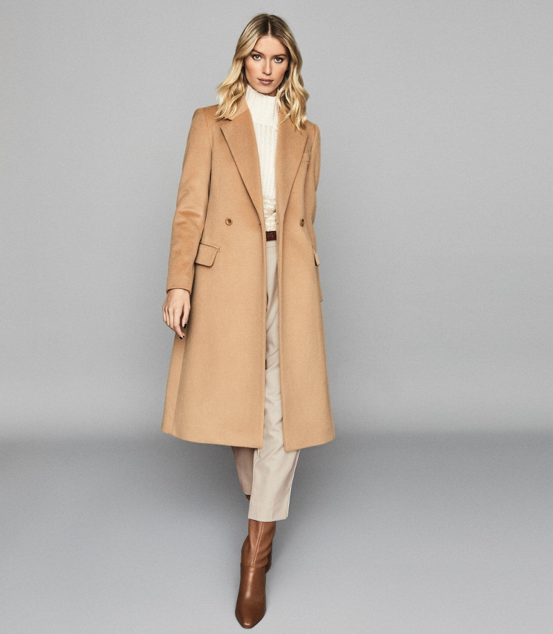 Lea Dina Mohr Seelenmeyer featured in  the Reiss catalogue for Autumn/Winter 2019