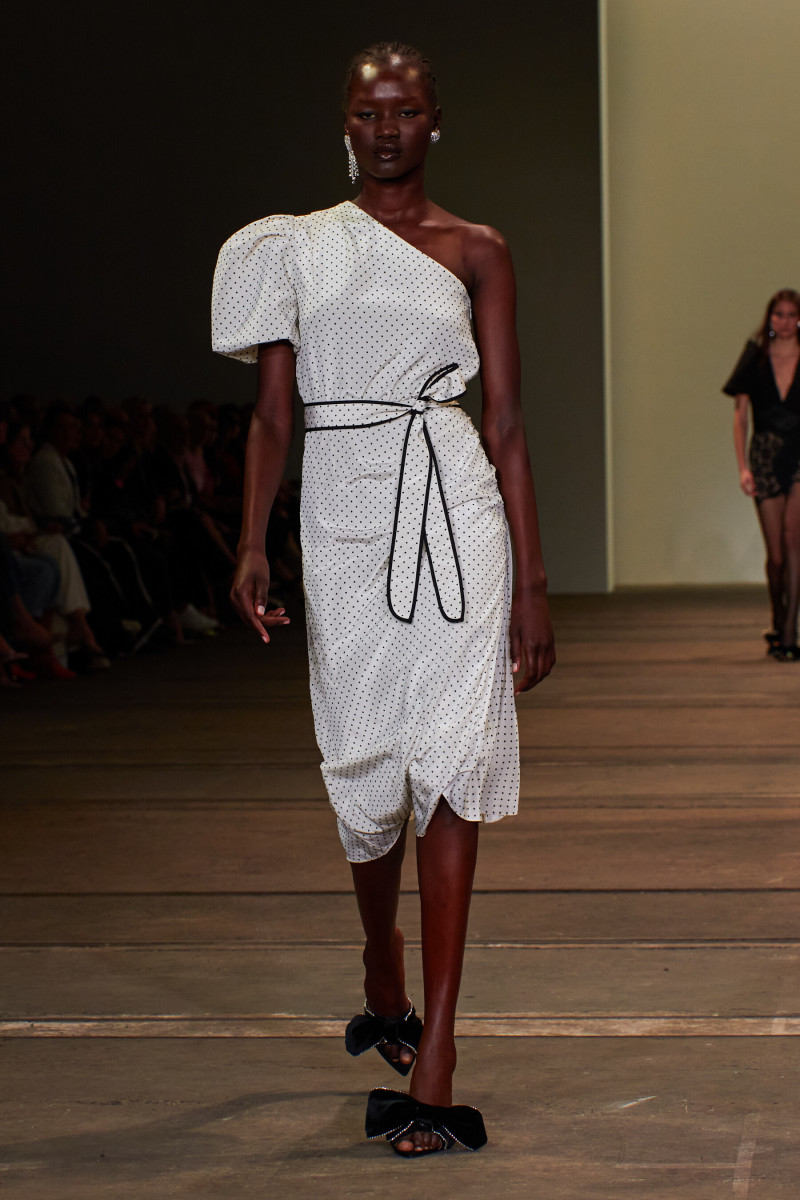 Abeny Nhial featured in  the Rebecca Vallance fashion show for Resort 2022