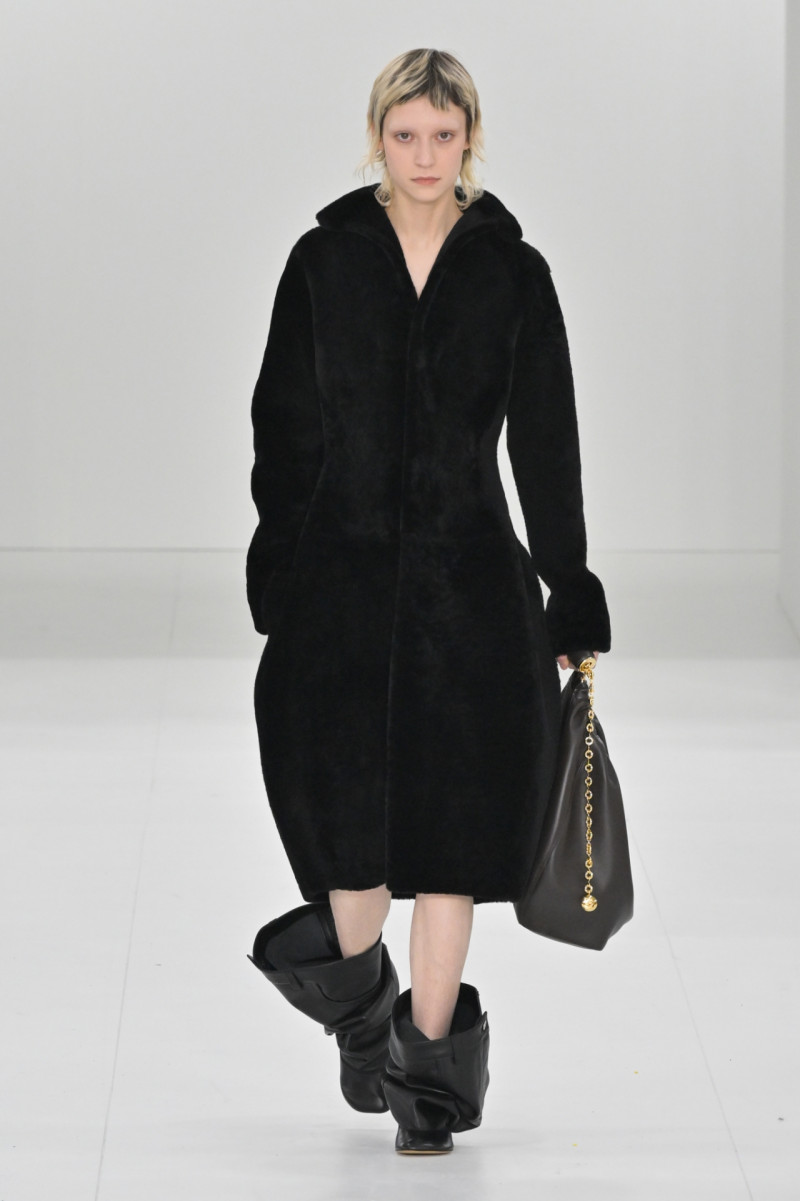 Alin Szewczyk featured in  the Loewe fashion show for Autumn/Winter 2023