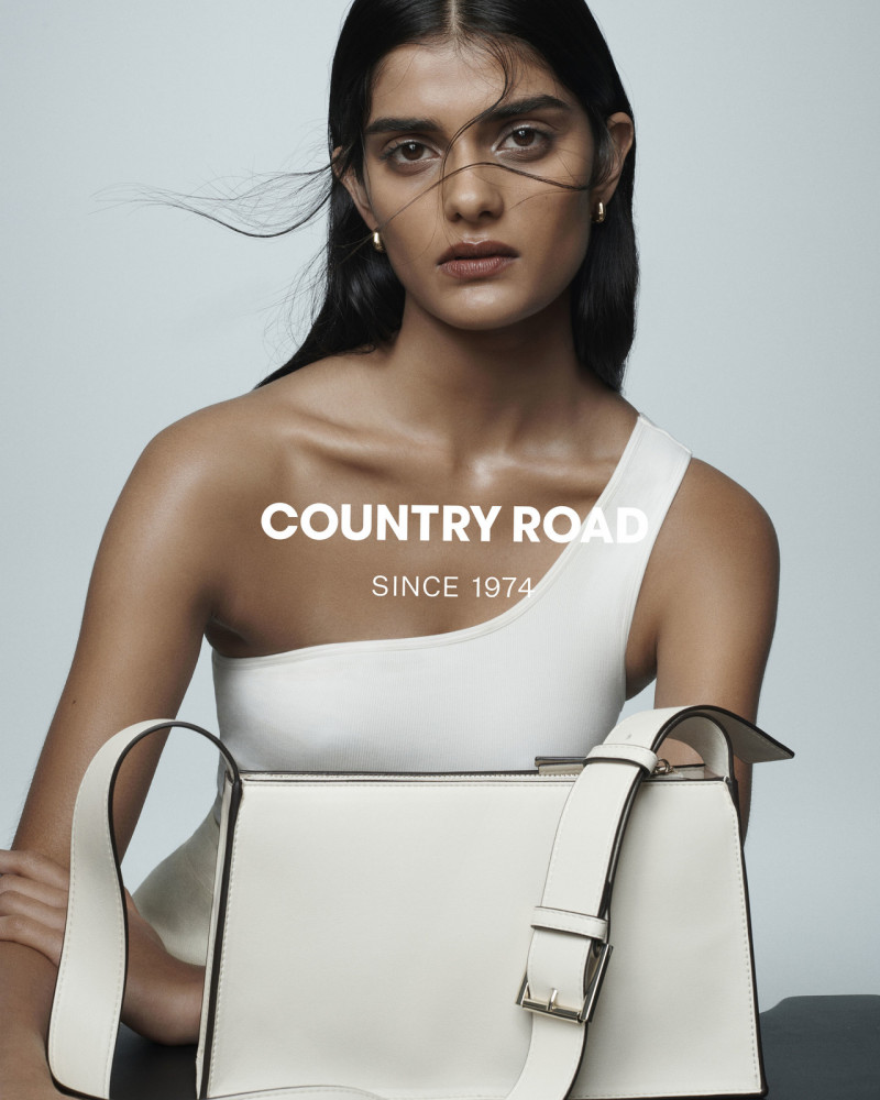 Country Road advertisement for Autumn/Winter 2022