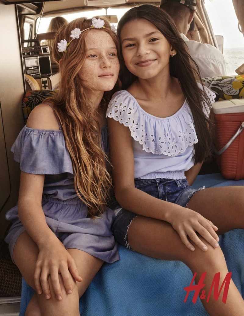 H&M advertisement for Summer 2019