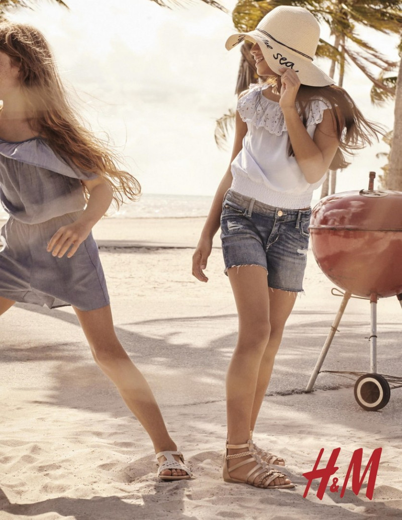 H&M advertisement for Summer 2019