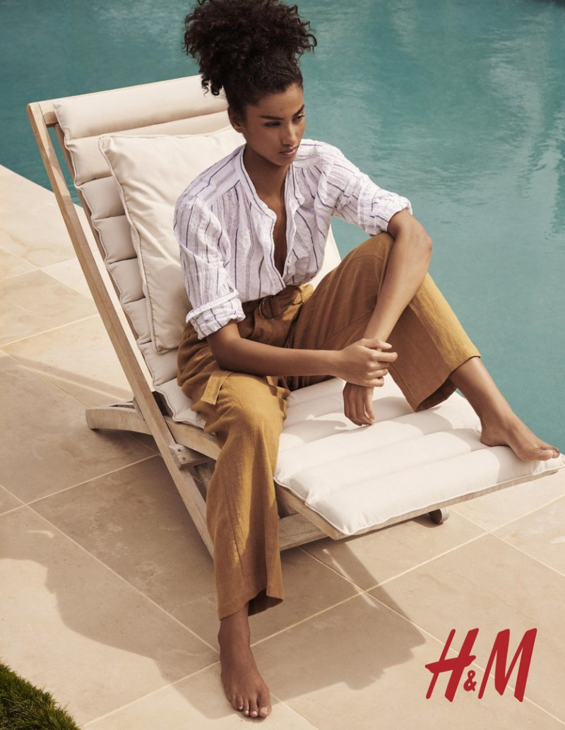 H&M advertisement for Summer 2019