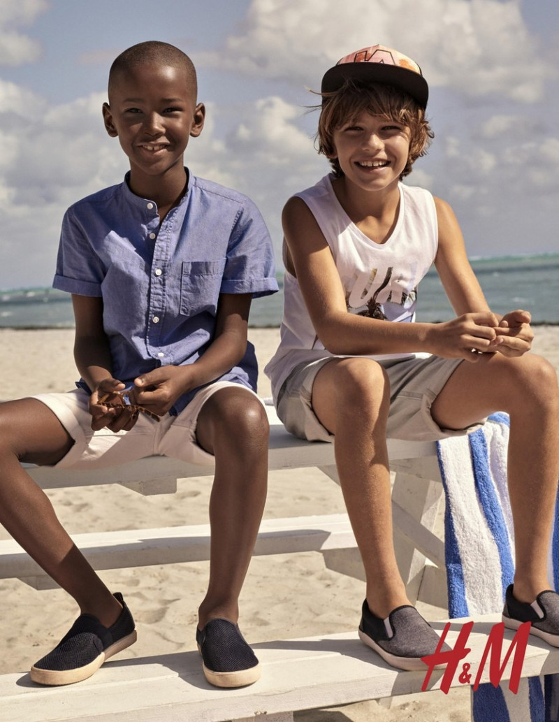 H&M advertisement for Summer 2019