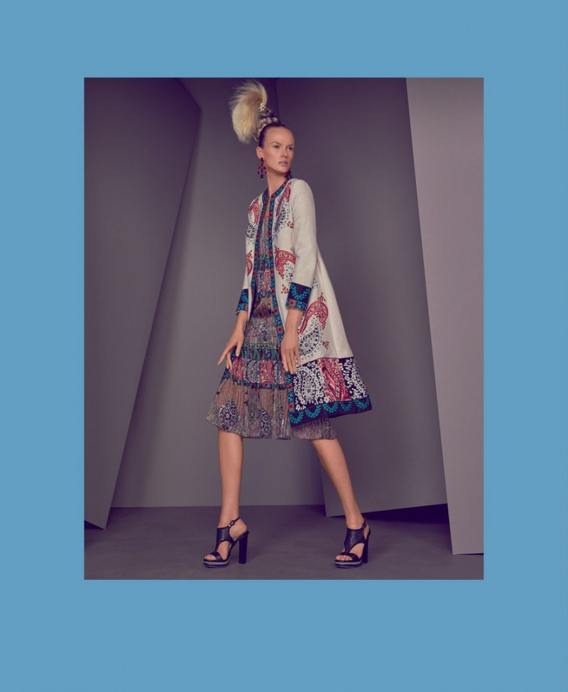 South Coast Plaza advertisement for Spring/Summer 2017