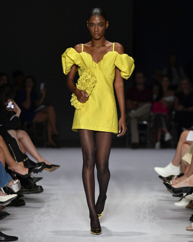 Reinaldo Lourenï¿½o fashion show for Autumn/Winter 2023