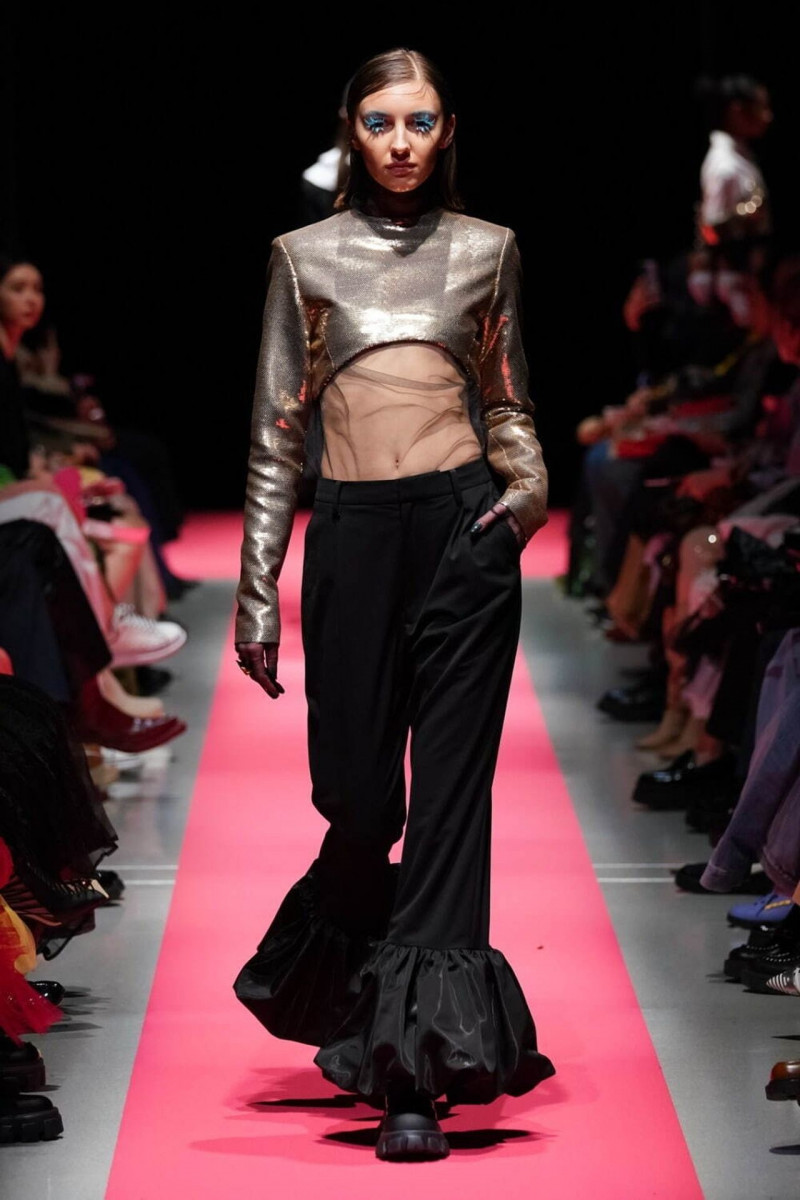 Viviano fashion show for Autumn/Winter 2023